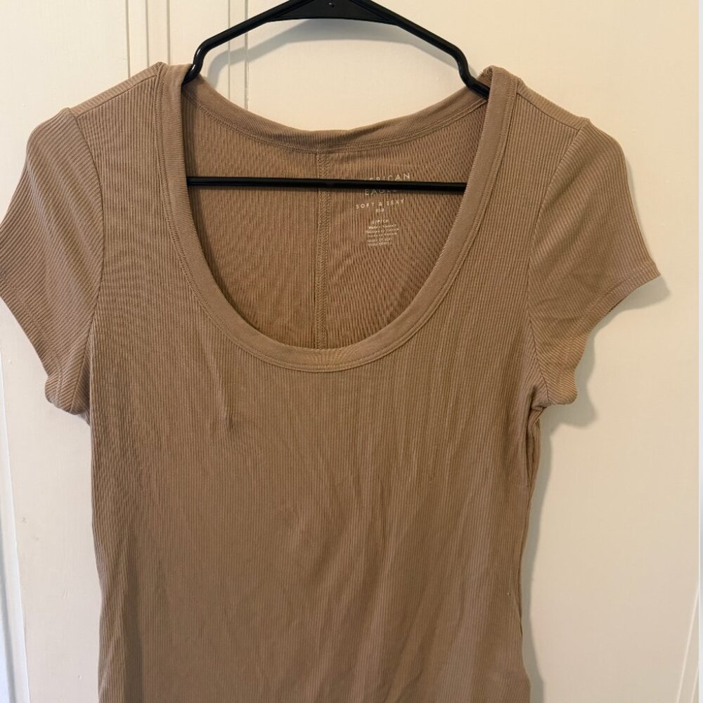 American Eagle Soft & Sexy Rib Tee – Tan – Size Small